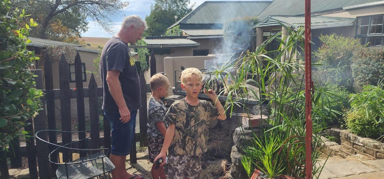 Oban Historical Guest Farm Villa Van Reenen Bagian luar foto